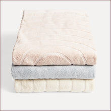 Load image into Gallery viewer, Bath Sheet x Baina